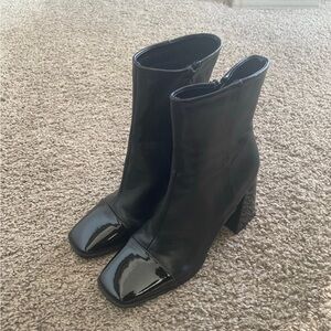 PrettyLittleThing Glossy Black Heeled Boots